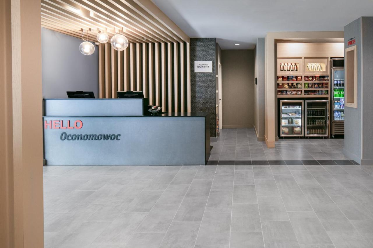Towneplace Suites By Marriott Oconomowoc Ngoại thất bức ảnh