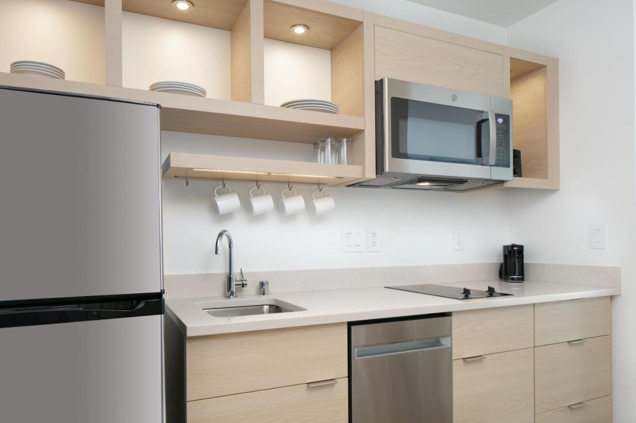 Towneplace Suites By Marriott Oconomowoc Ngoại thất bức ảnh