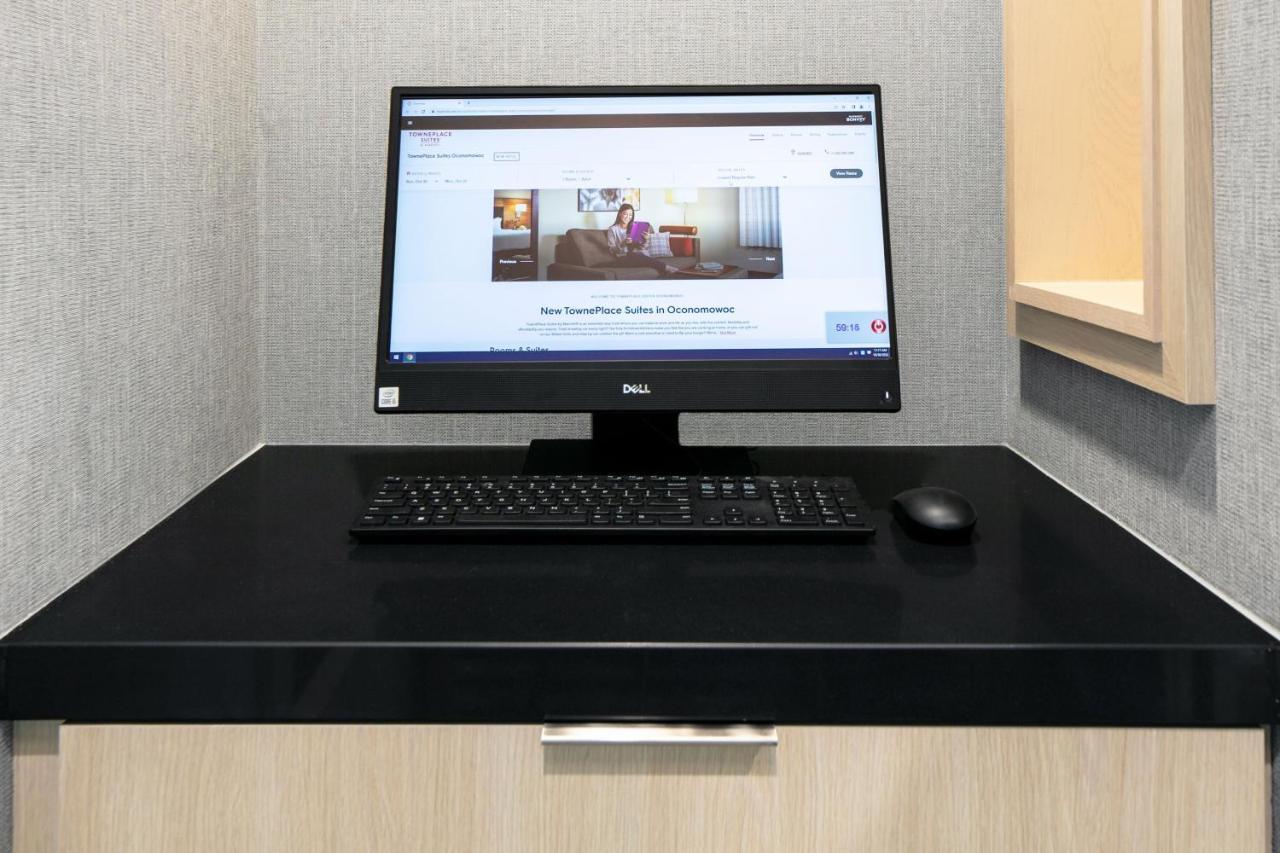 Towneplace Suites By Marriott Oconomowoc Ngoại thất bức ảnh